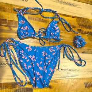 Kulani Kinis Bikini - MATCHING SCRUNCHIE included : ) (sold out online)